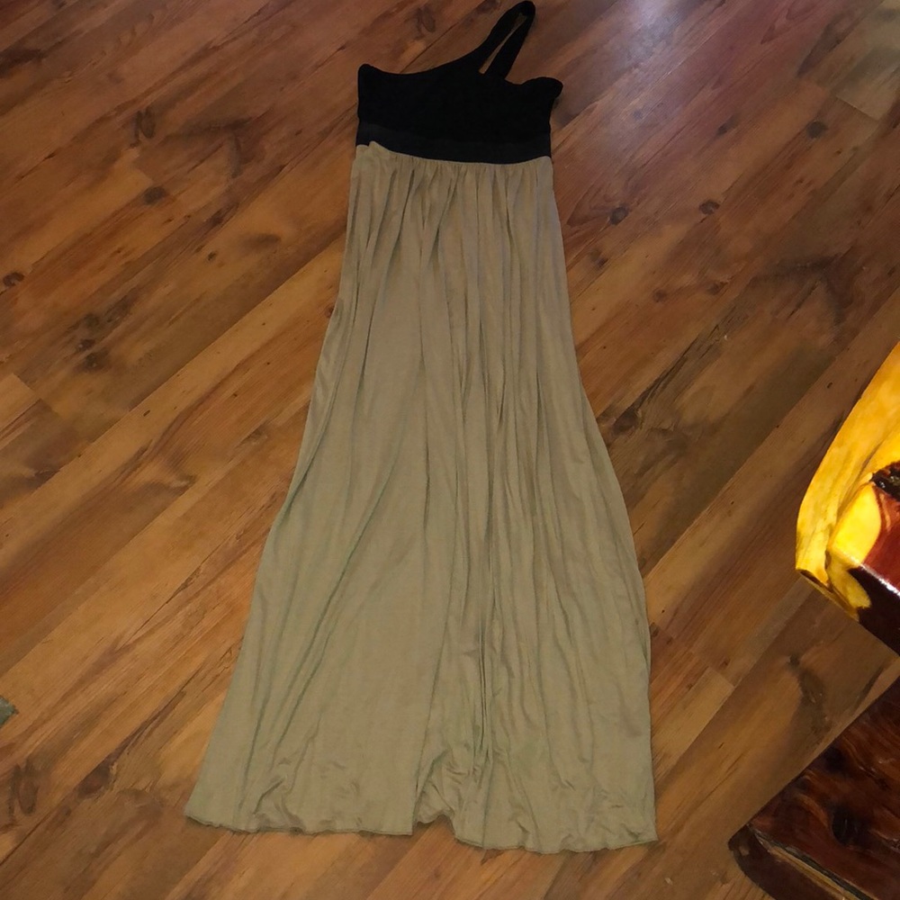 VENUS One-Shoulder Maxi Dress in Black and Taupe - Picture 2 of 6